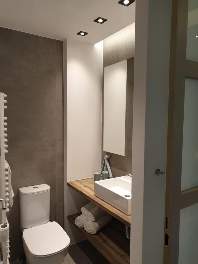 Apartamento Renovated Studio With Roof Garden Access, 15 M Walk To Acropolis Atenas Exterior foto