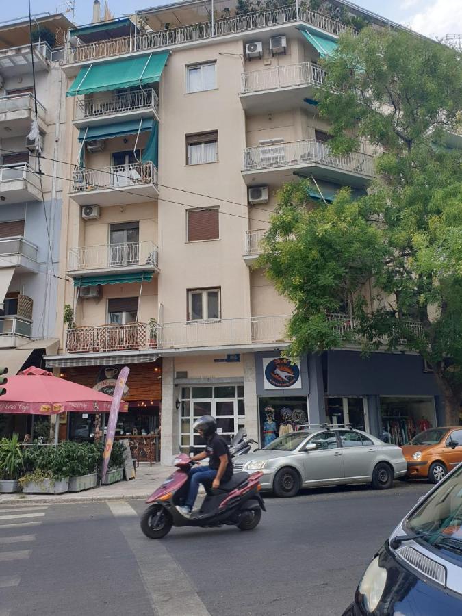Apartamento Renovated Studio With Roof Garden Access, 15 M Walk To Acropolis Atenas Exterior foto